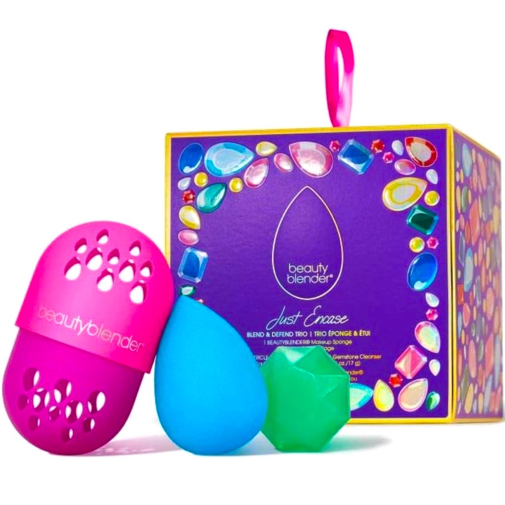 BeautyBlender Limited Edition JUST ENCASE, Makeup Sponge, Cleanser and Defender
